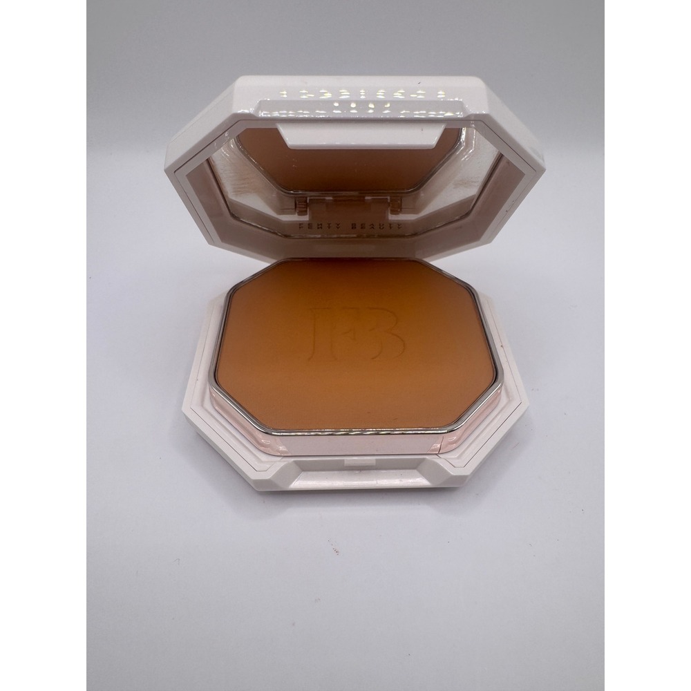 Fenty Beauty Pro Filt'r Soft Matte Powder Foundation Shade 380 NEW